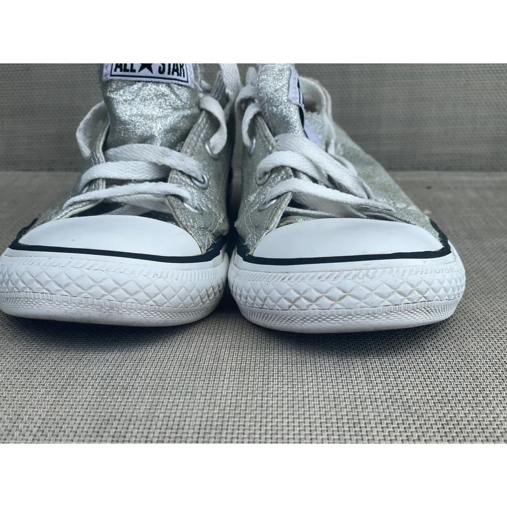 Converse Chuck Taylor All Star Kids Size 2 Silver Glitter Good Low Top Sneakers